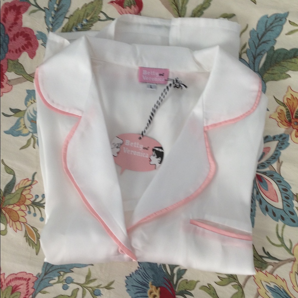 NEW Satin White & Pink Pajamas - BETTY & VERONICA